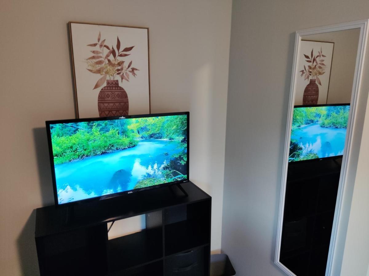 Tranquil Oasis - Private Rooms -Near Downtown Индианаполис Экстерьер фото