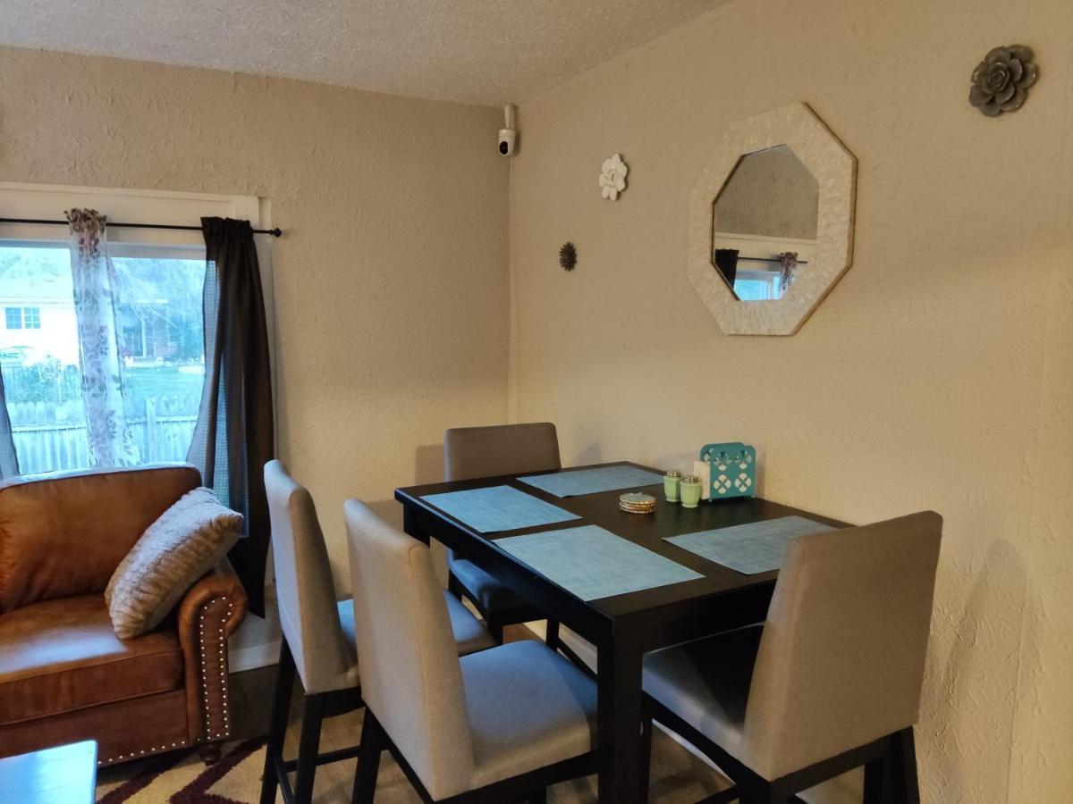 Tranquil Oasis - Private Rooms -Near Downtown Индианаполис Экстерьер фото